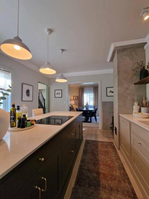 Villa Close To The City Centre Тромсьо Екстериор снимка