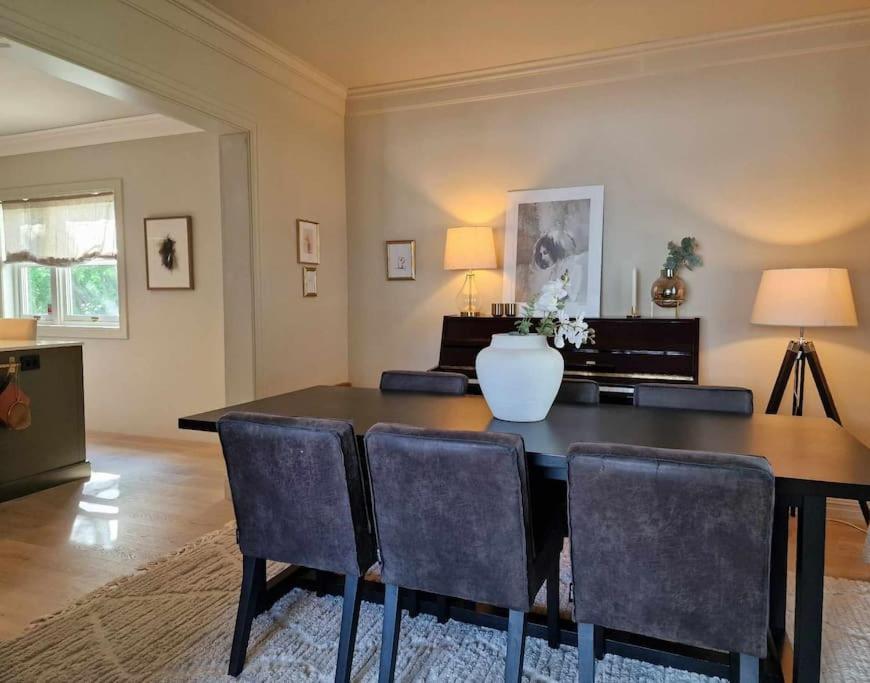 Villa Close To The City Centre Тромсьо Екстериор снимка
